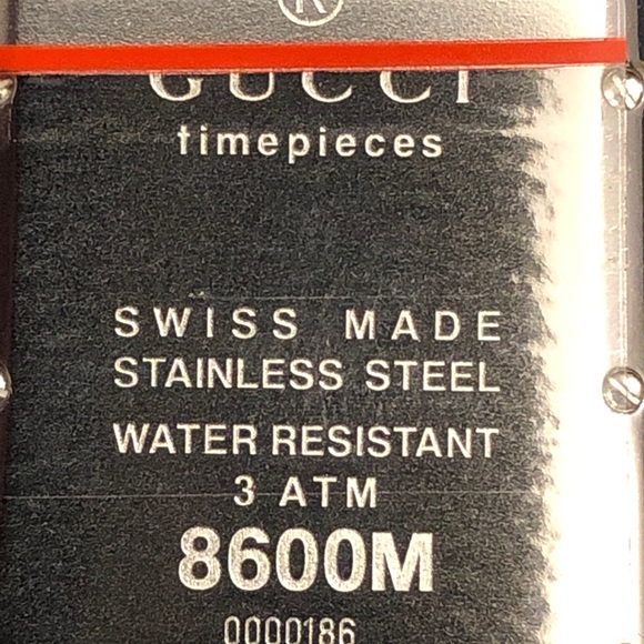 Gucci 8600M Men’s Quartz Movement Wristwatch - Picture 3 of 10